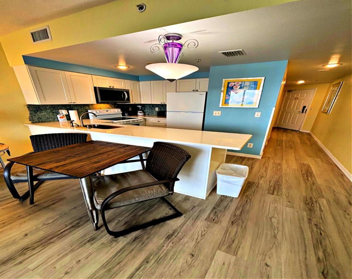 1 Bedroom Direct Oceanfront Condo Wyndham Ocean Walk Resort - Daytona Funland 703 Daytona Beach Extérieur photo